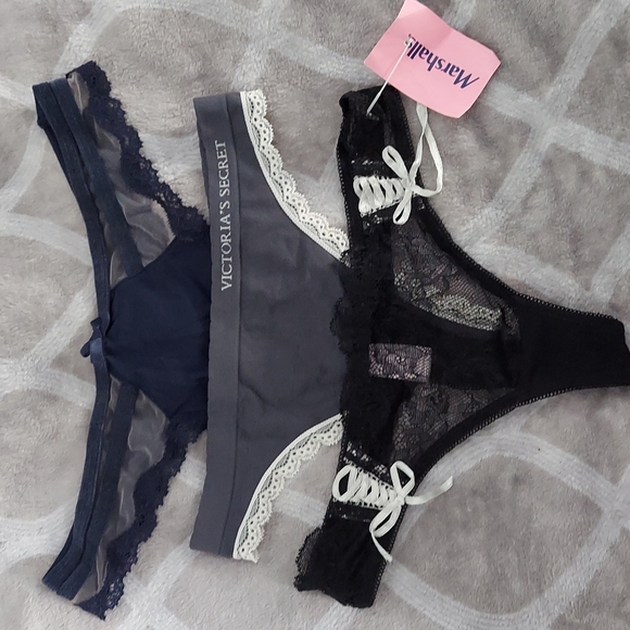 2 NWOT Victoria secret thongs size Small - Picture 1 of 9